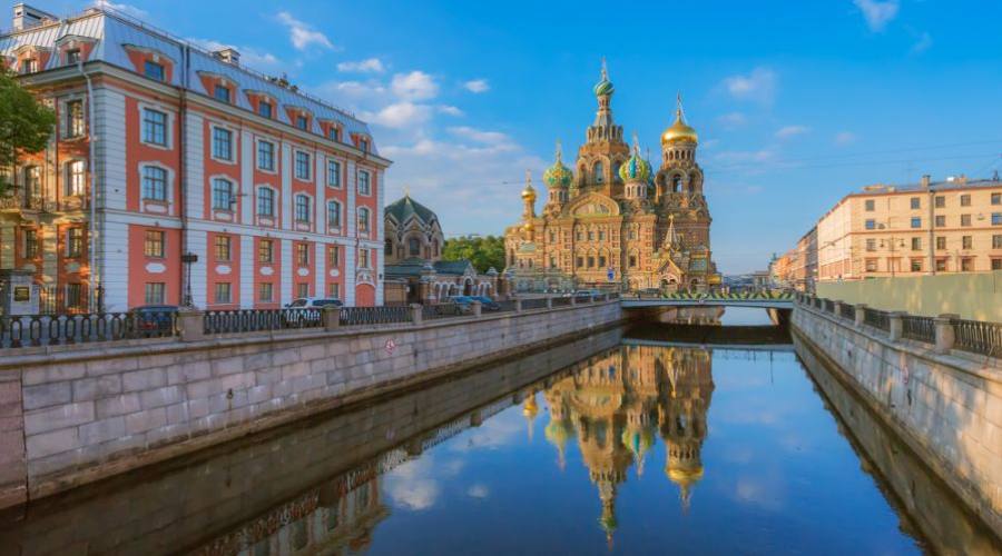San Pietroburgo canale e Chiesa del Salvatore sul Sangue Versato