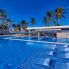 Il bar e la piscina