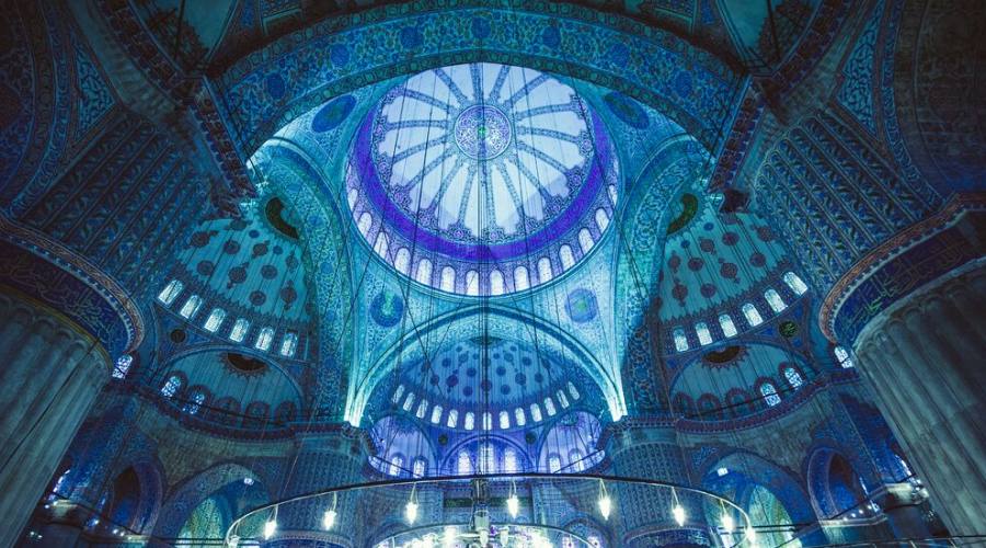 Interni moschea blu