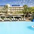 struttura hotel e piscina