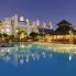 struttura hotel e piscina