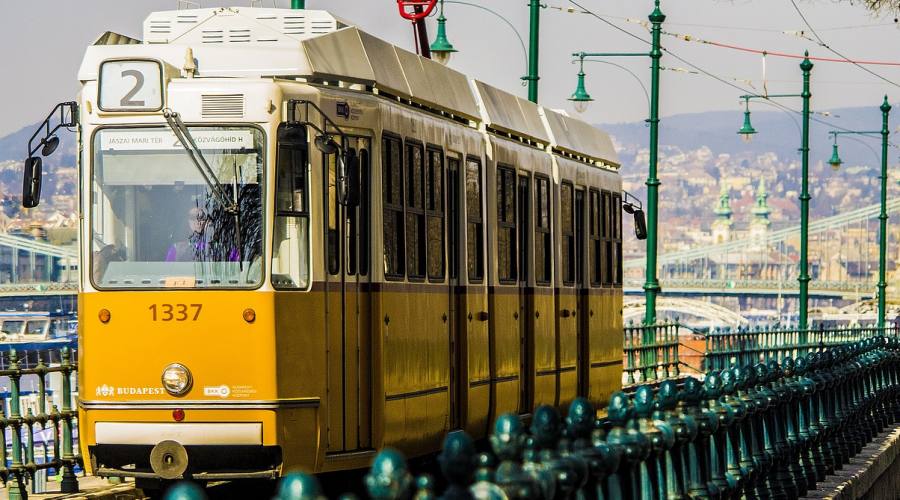 Budapest . il tram n. 2