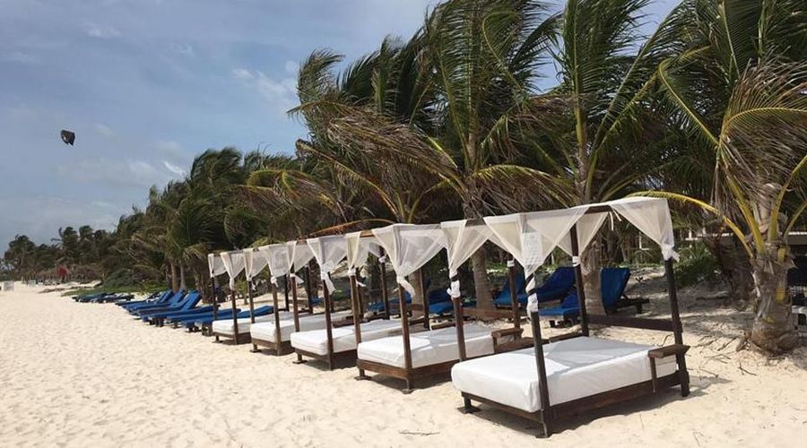 Cabañas Los Lirios: Spiaggia Privata