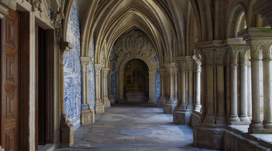 Porto, il chiostro della Cattedrale