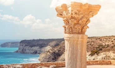 Amiche in viaggio sull’isola di Afrodite
