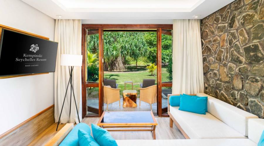 Superior Hill View Room 