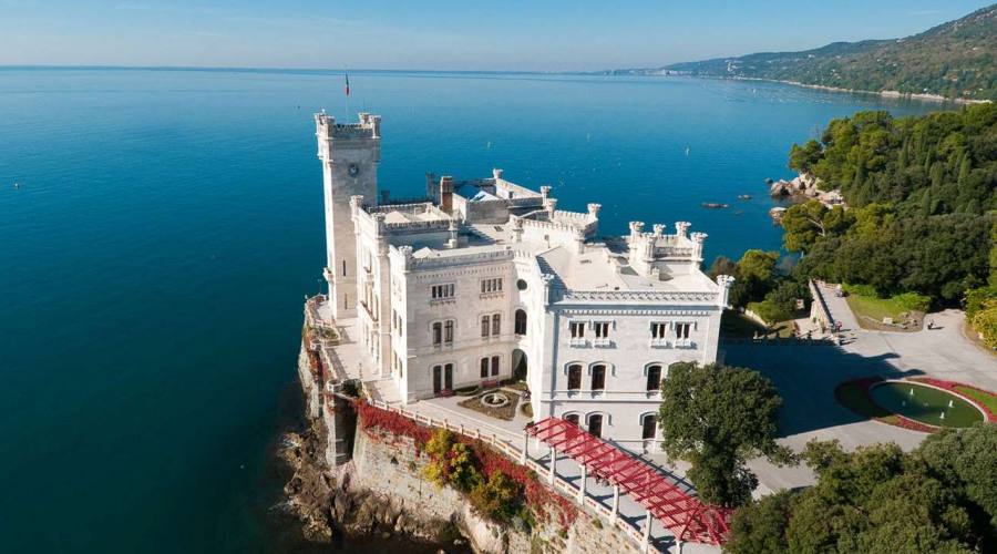 Trieste Castello di Miramare