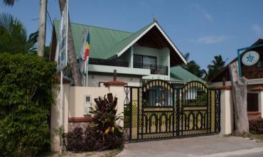 Le Relax Beach House - Guesthouse