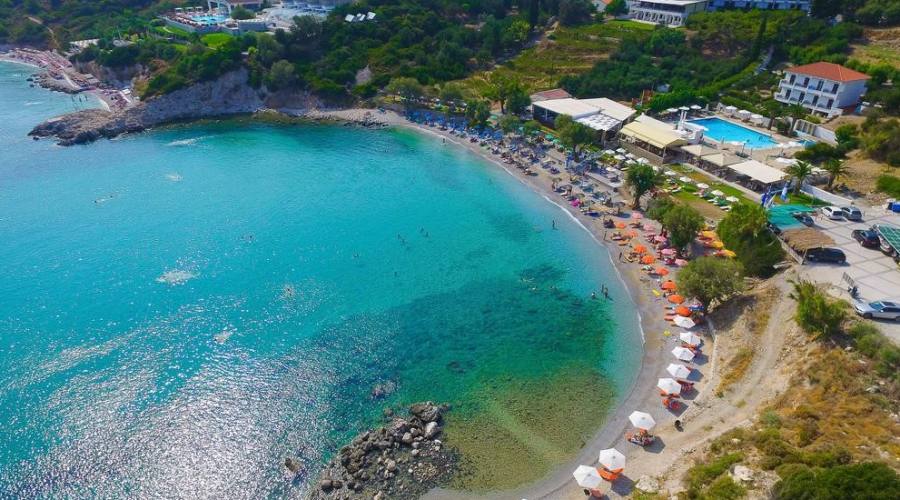 Bella posizione dell'hotel - Baia di Glicorisa