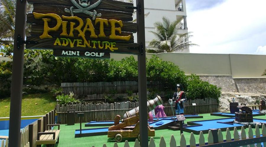 Gran Caribe Real Resort & Spa: Pirate Adventure Minigolf