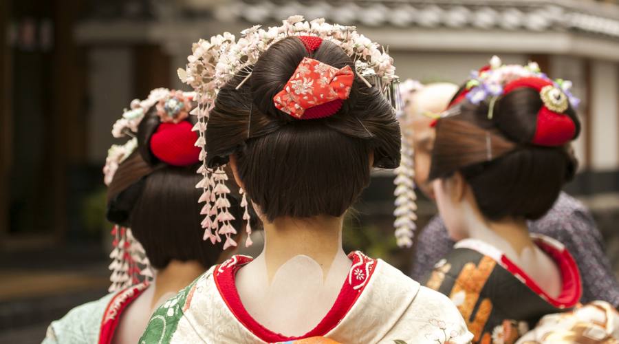 Geisha a Kyoto durante l'Hanami