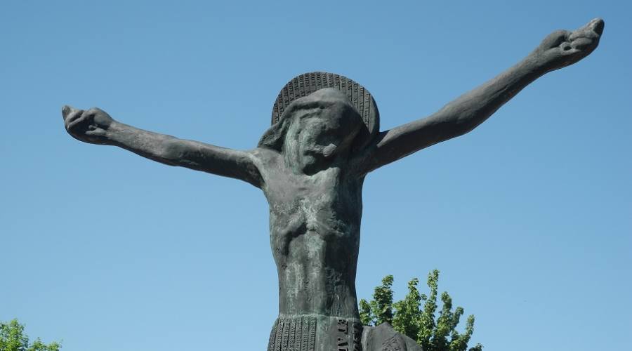 Scultura del Cristo Risorto