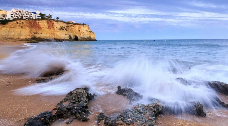 Albufeira vista dalla spiaggia