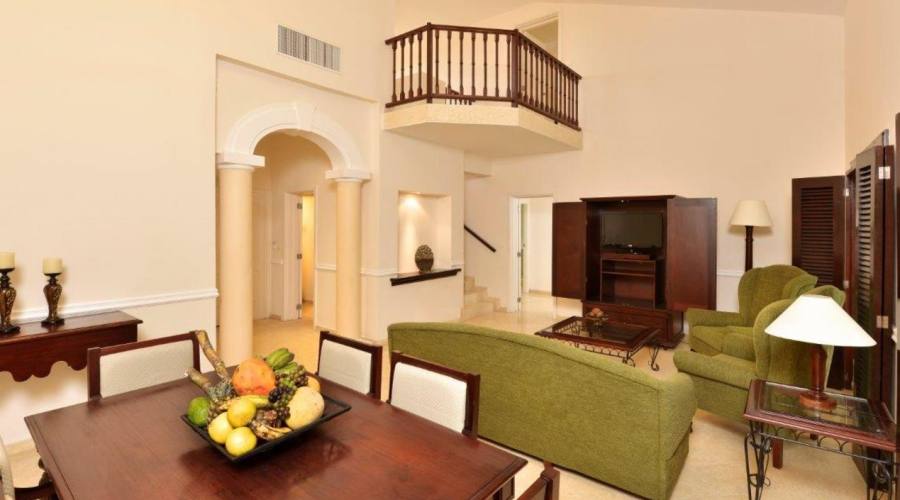 Camera Grand Village