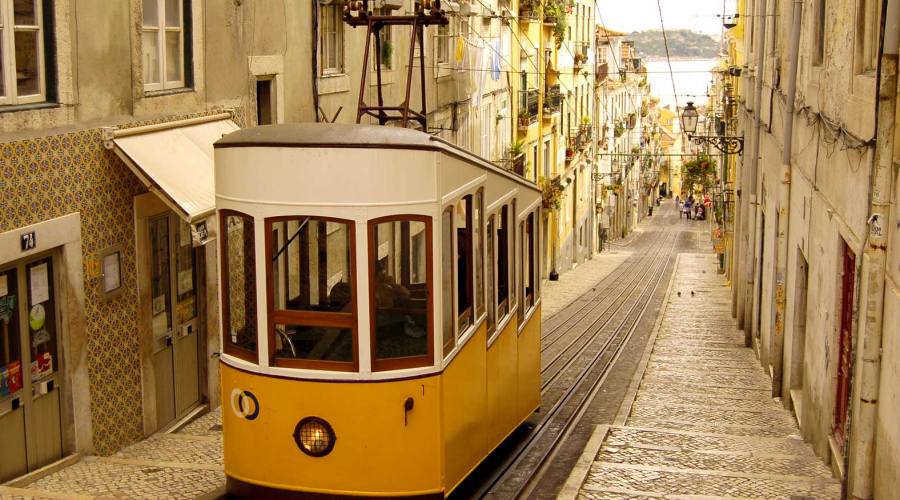 Bica Tram a Lisbona