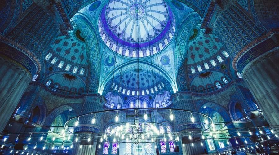 interni moschea blu