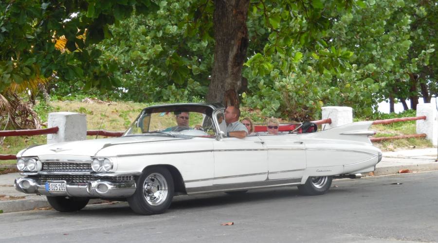 Auto D'Epoca a Cuba, di proprietà privata
