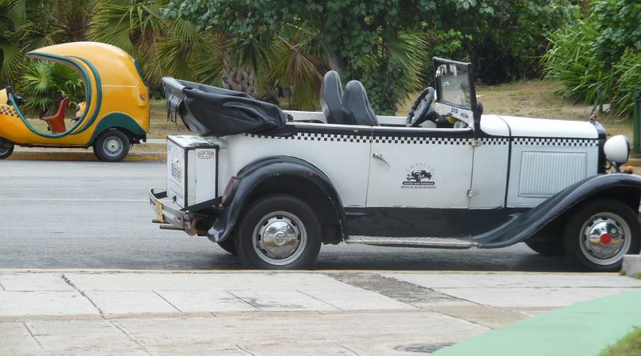 Auto D'Epoca a Cuba, si trovano ovunque