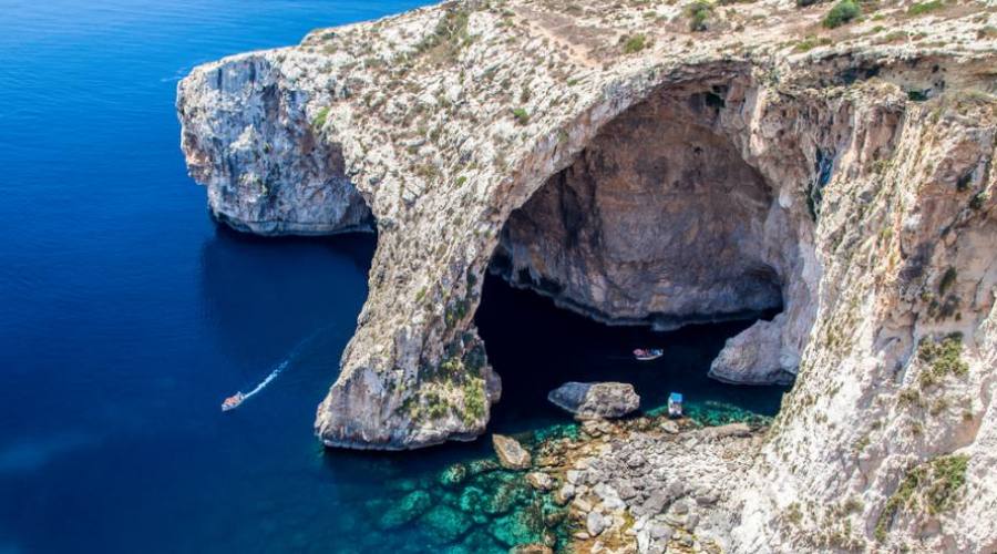 Malta: Blue Grotto