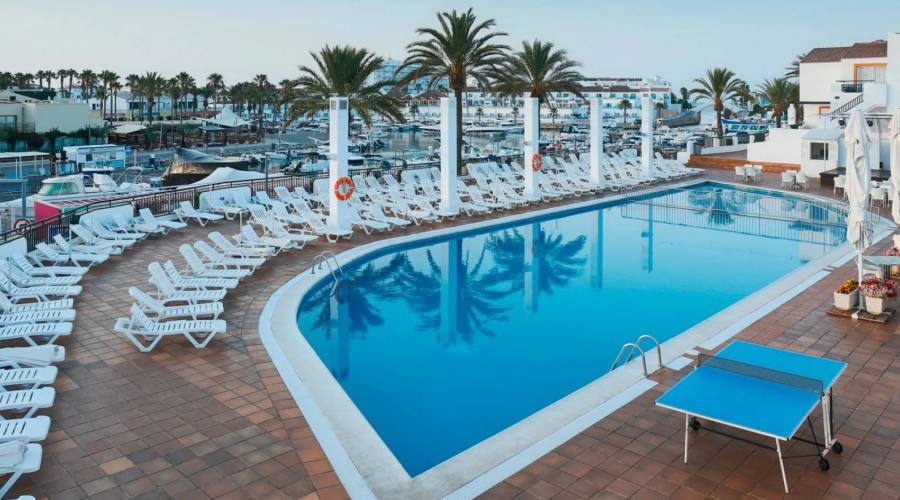 Aparthotel Flora Parc