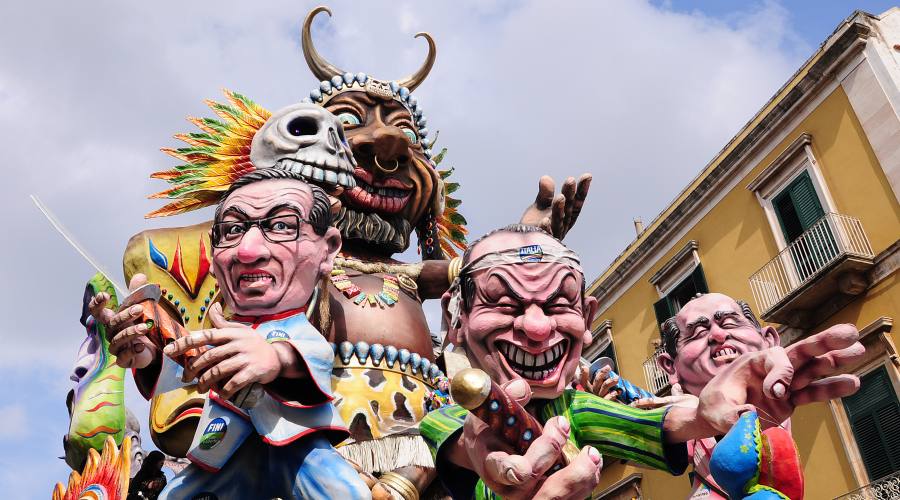 Carro in carta pesta