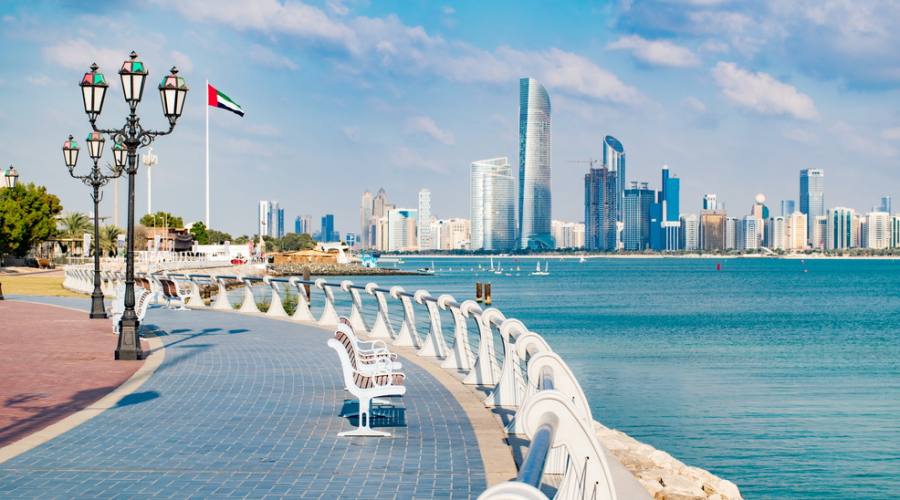 Abu Dhabi La Corniche