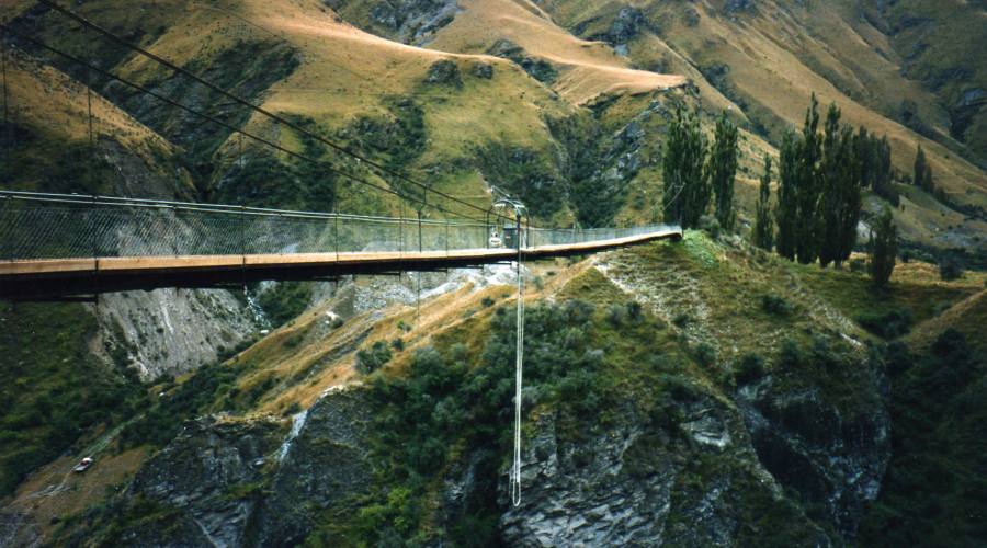  Kawarau Bridge Bungy Jump a Queenstown