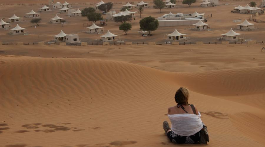 Ammirando le dune di Wahiba Sands