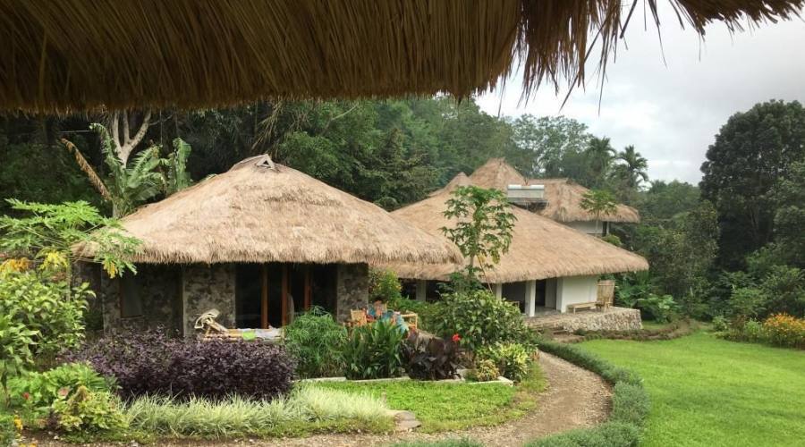 kelimutu eco lodge