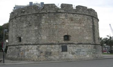 Mini Tour con degustazione vini e prodotti tipici ed escursione in barca