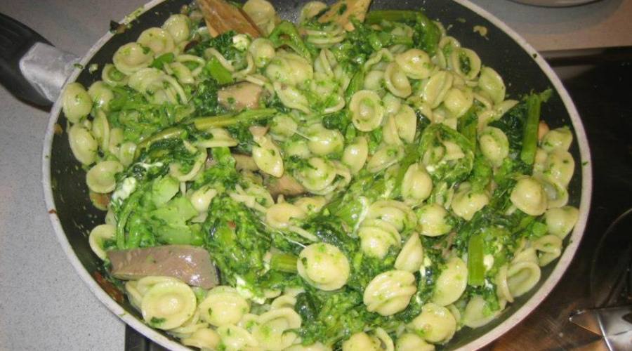 Orecchiette con cime di rapa