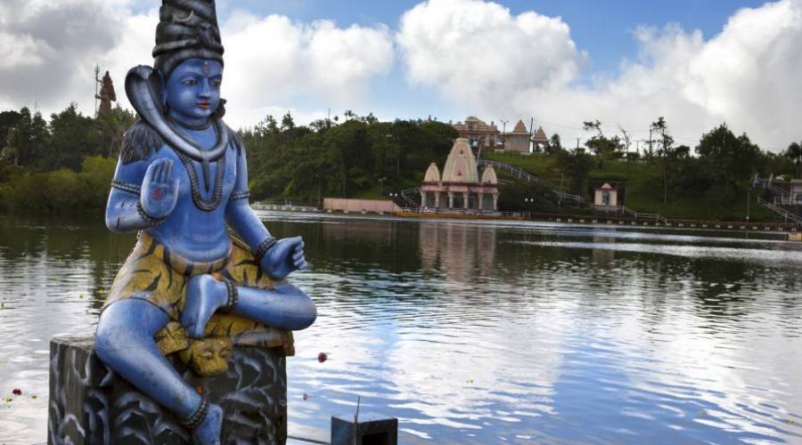 Divinité hindoue au lac de Grand Bassin