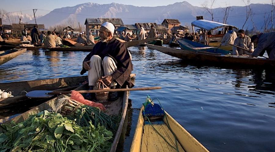Kashmur - floating vegetable market