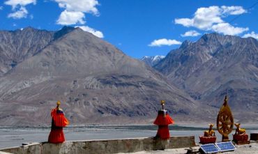 Incontro con le popolazioni di Kashmir e Ladakh