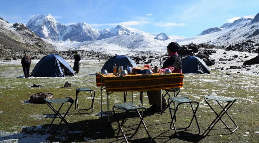 Campo durante il trek