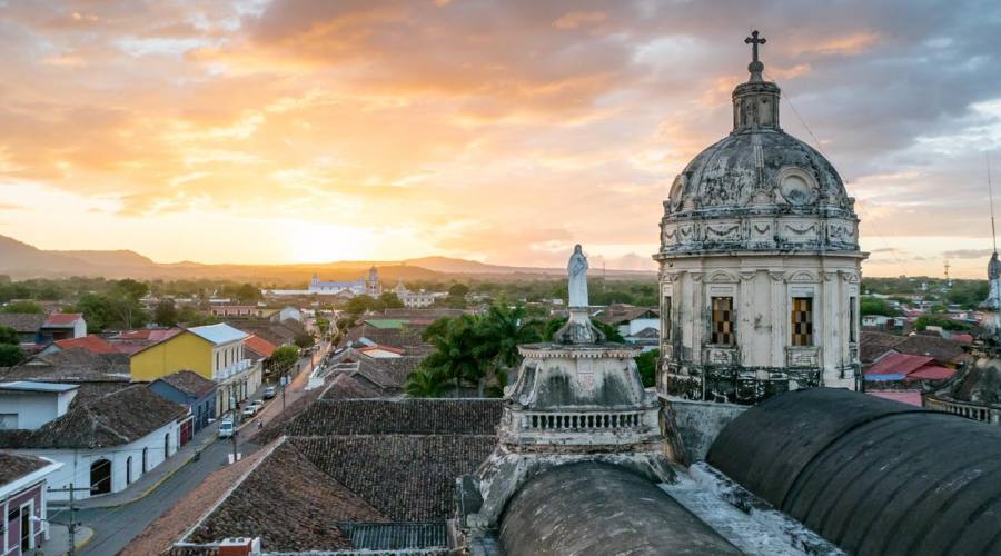 Granada al tramonto