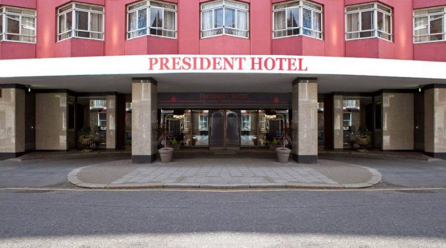 Londra, esterno Hotel President