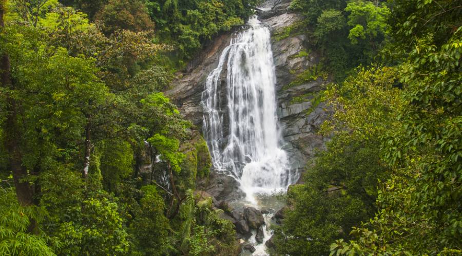 Cascate Athukadu