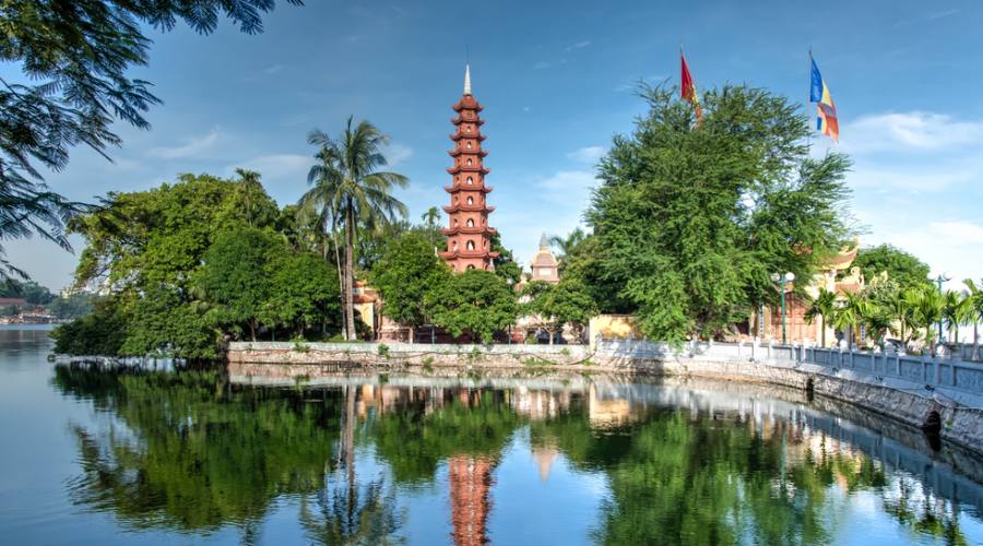 antico tempio buddista ad Hanoi