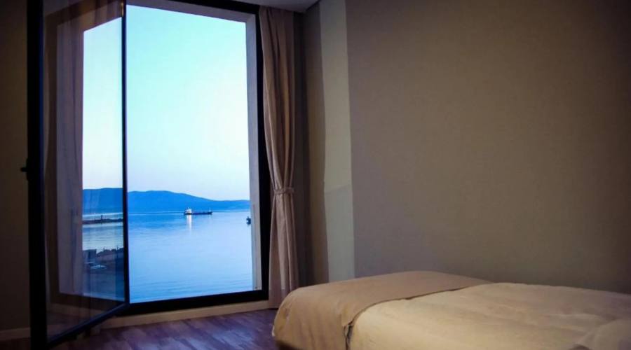 camera vista mare