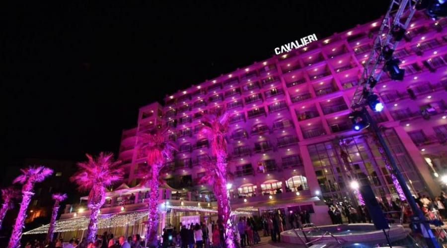 Hotel Cavalieri: vista interna by Night