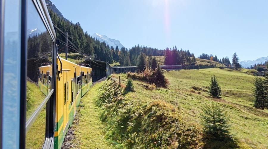 Treno per Kleine Scheidegg