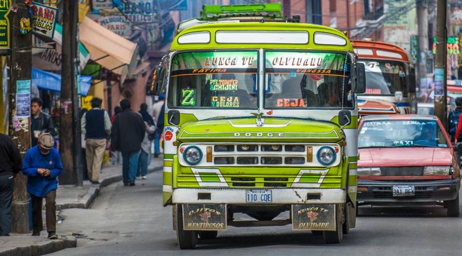 La Paz- un tipico bus