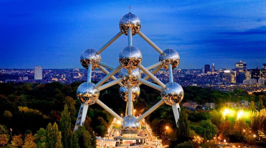 L'atomo a Bruxelles
