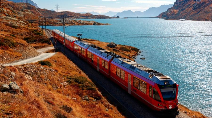 Trenino Rosso del Bernina - autunno