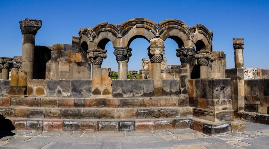 Rovine della chiesa di Zvartnots