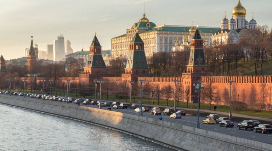 Mosca vista sulla Moscova e Cremlino