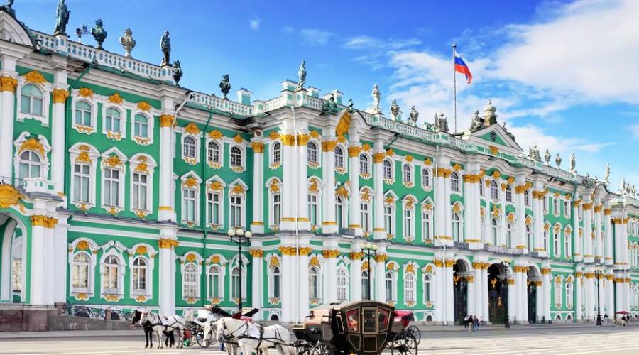 San Pietroburgo il Palazzo d'Inverno