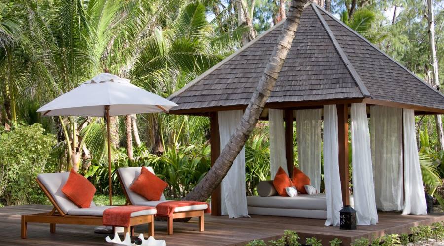  Deluxe Beach Cottage