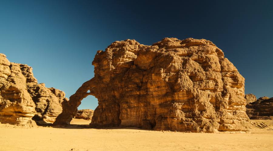 La famosa roccia di Tegharhart nel Parco Nazionale